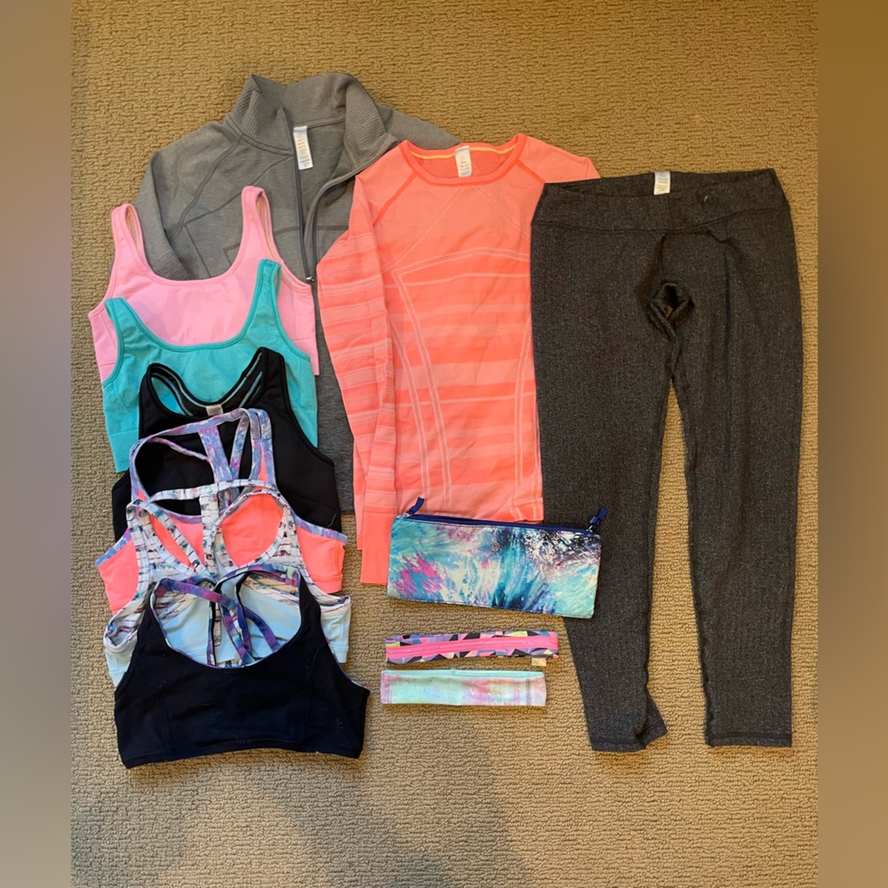 Giant Lululemon iviva girl active clothes bundle